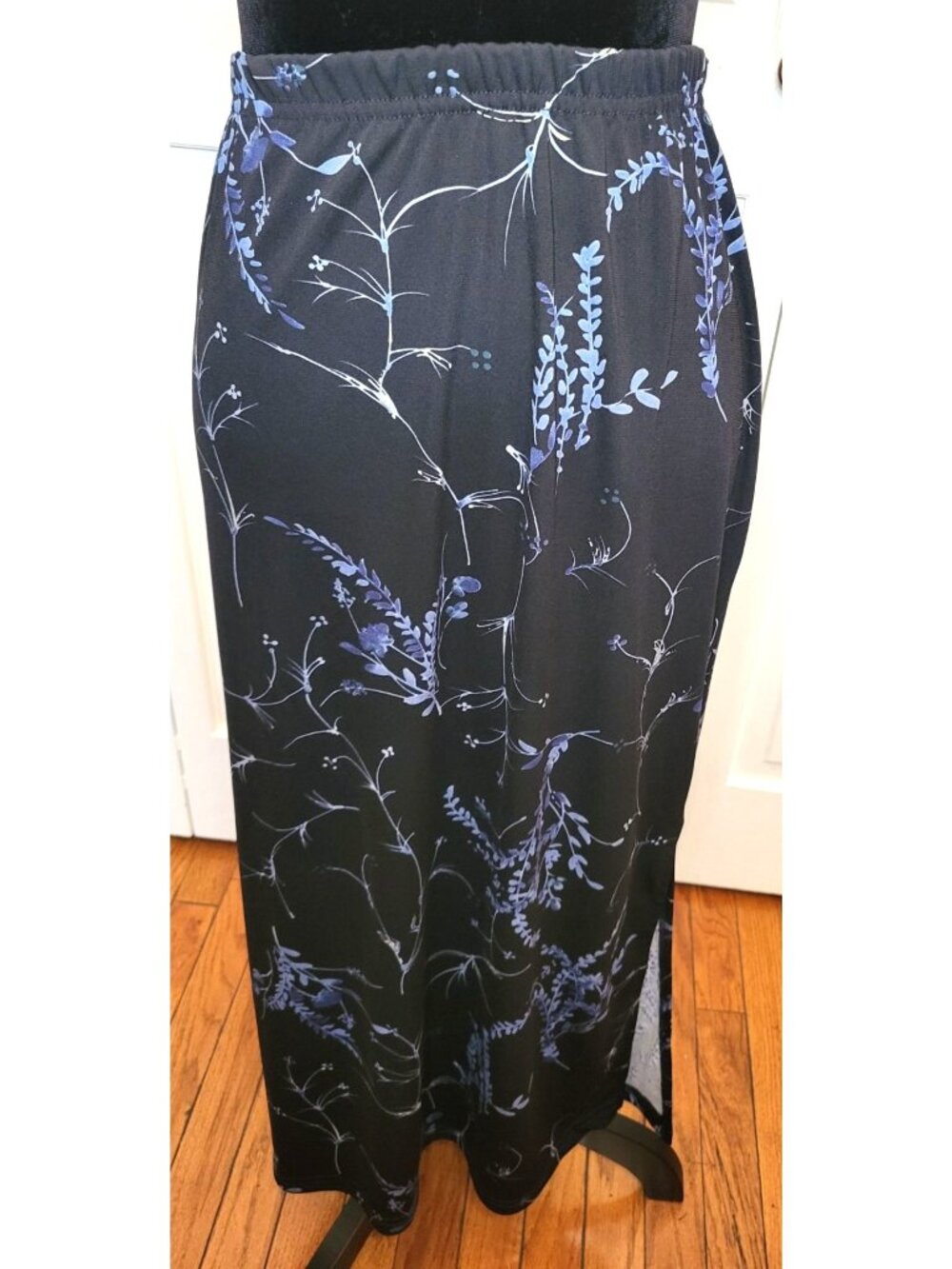 Vintage 90s Bentley Black Blue Floral Print Maxi 2X Whimsygoth Grunge Phoebe